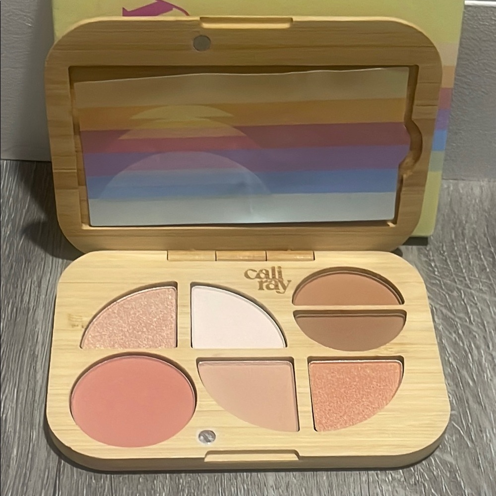 Caliray Endless Sunset Shadow Palette